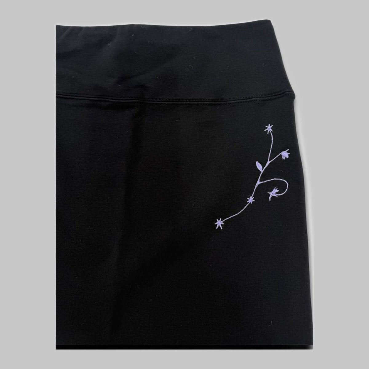 COOME BABY FLOWER EMBROIDERY SKIRT BLACK