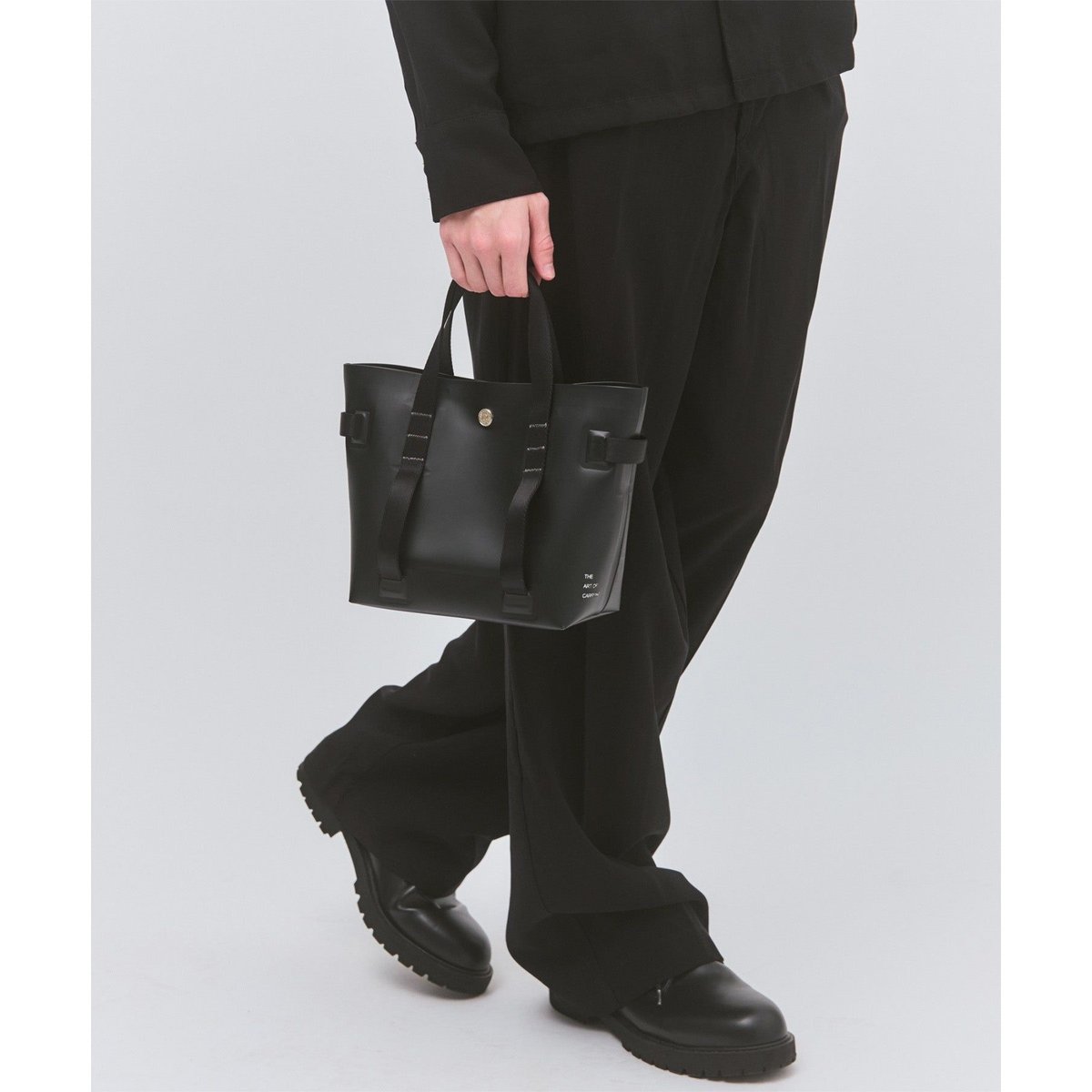 THE ART OF CARRYING Carrier 04 BLK