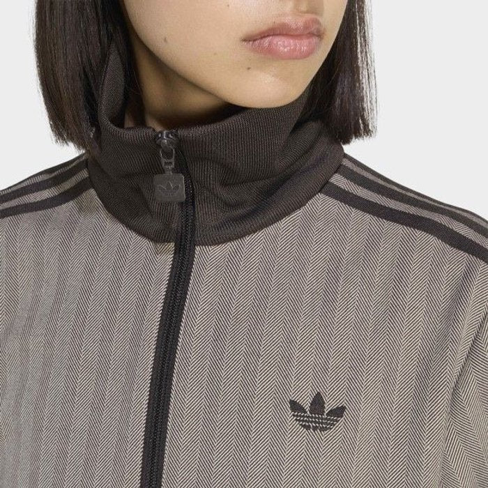 adidas originals TWEED CLASSIC FIRE ライトブラウン