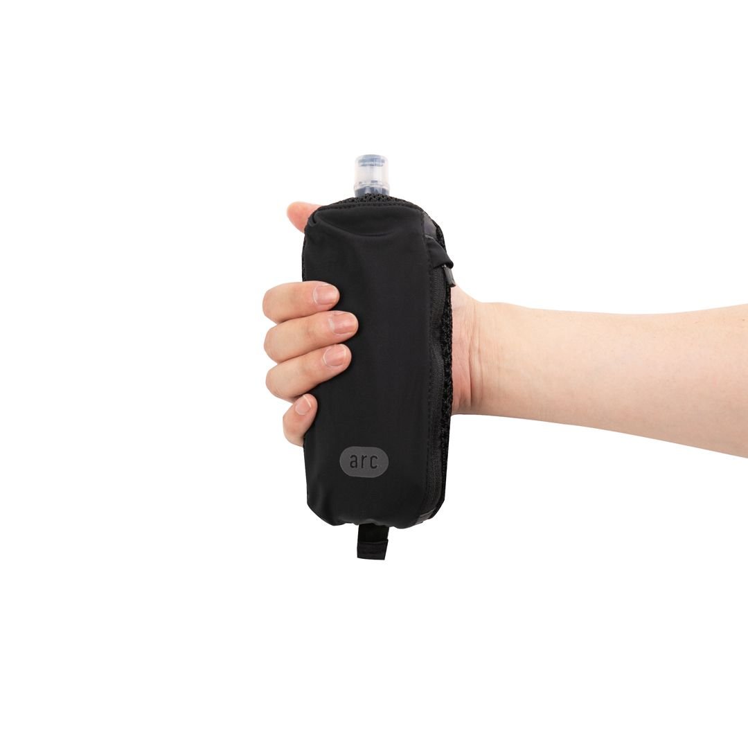 ARC Handheld Bottle Pouch BLACK