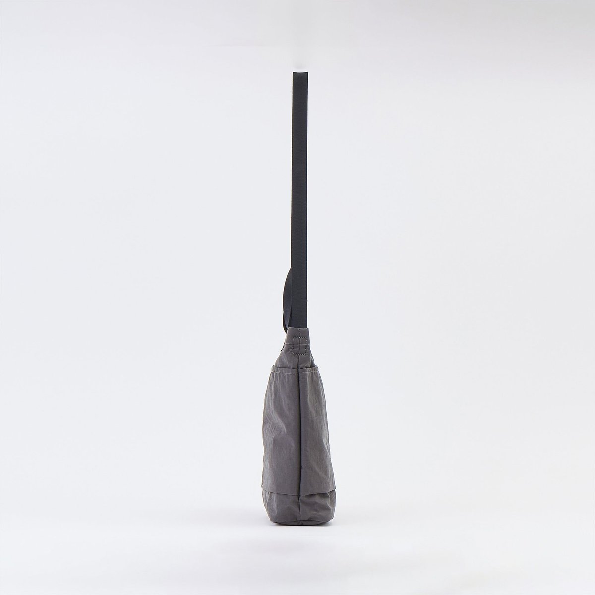 NESK SHOULDER(AIR) GRAY