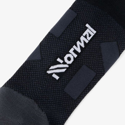 NNORMAL RUN SOCKS BK