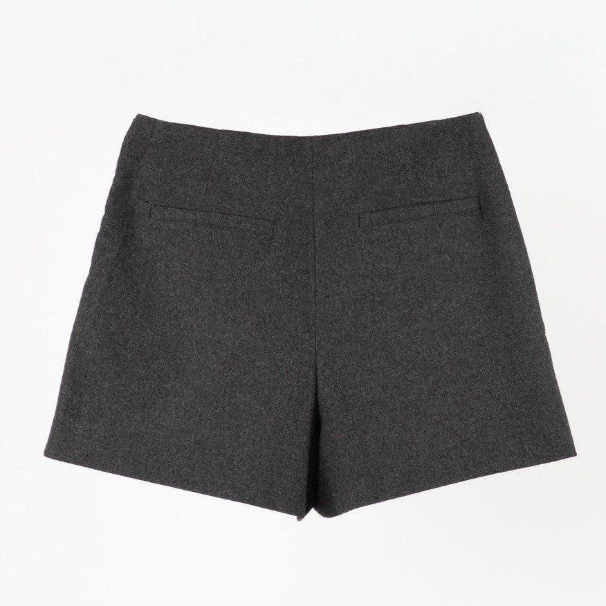LE CLASSIC WOOL SHORT PANTS CHACOAL
