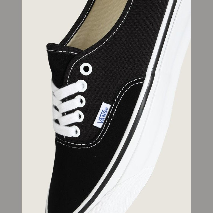 Vans LX Authentic 44 BLACK/WHITE