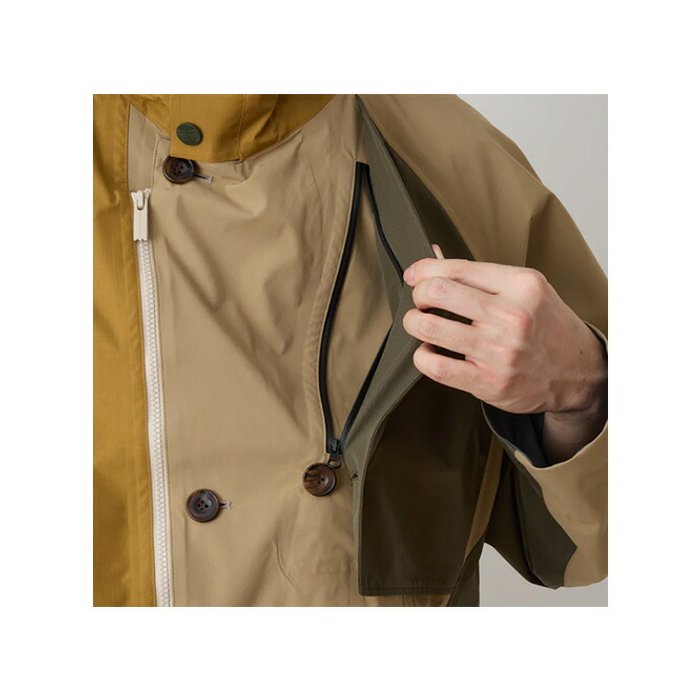 WHITE MOUNTAINEERING GORE-TEX BARMACAAN COAT