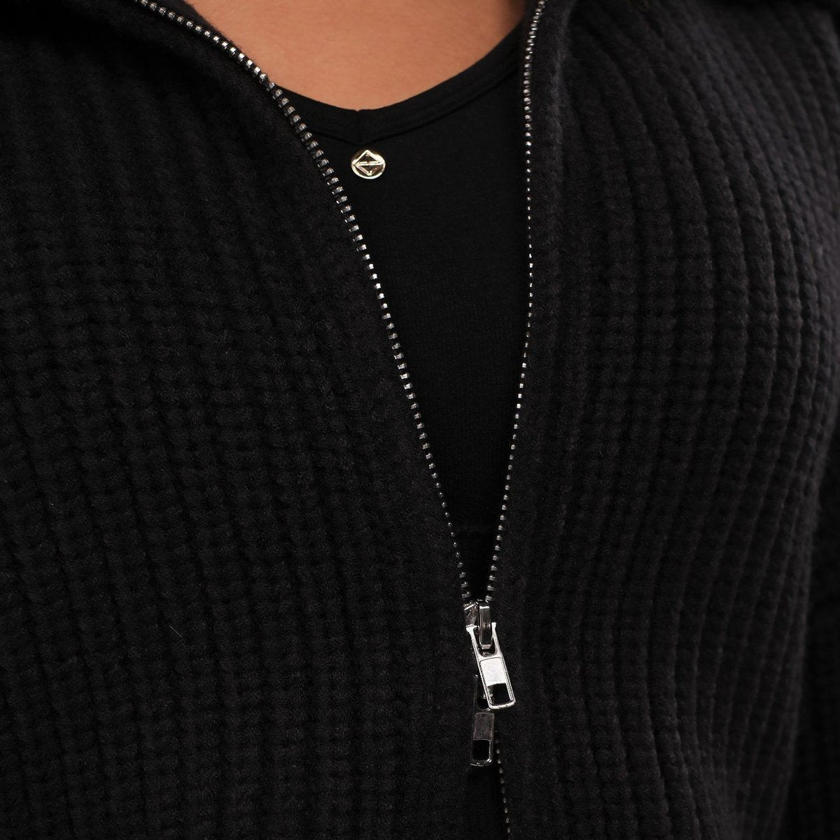 ITZON RIBBED KNIT ZIP-UP BLACK