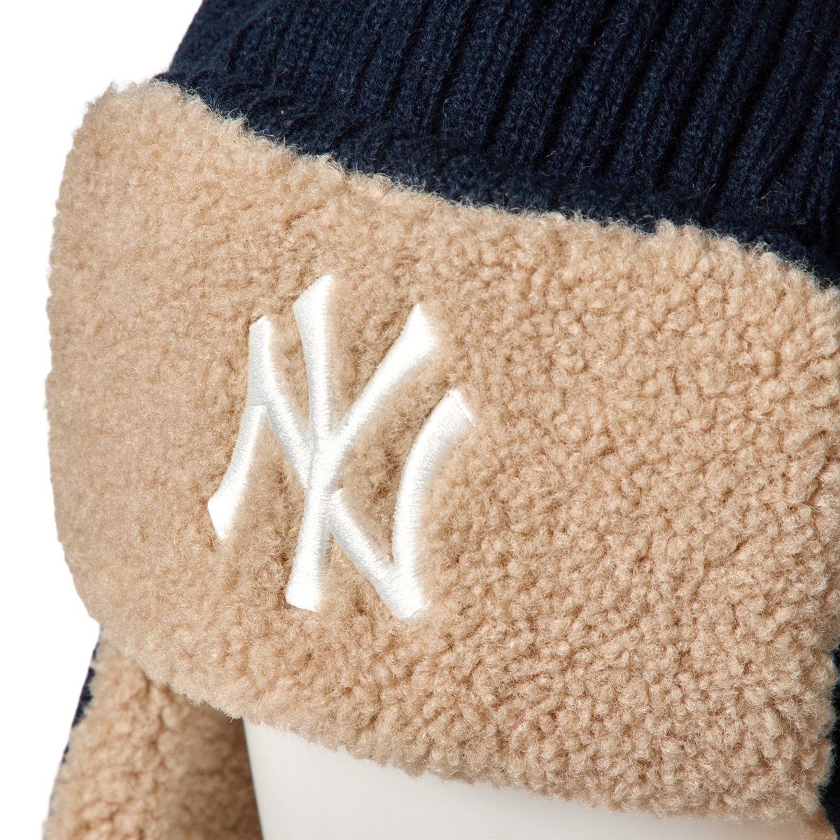 NEW ERA KNIT TRAPPER NEYYAN RIB KNIT NVY