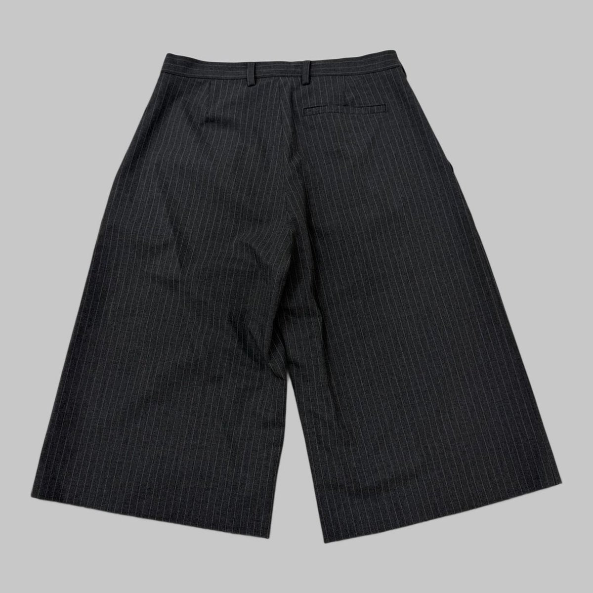 COOME SUIT BAGGY SHORTS GREY