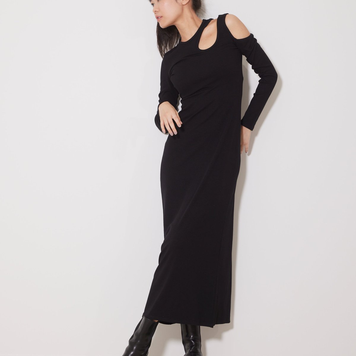 TW RIB ONE-PIECE BLACK