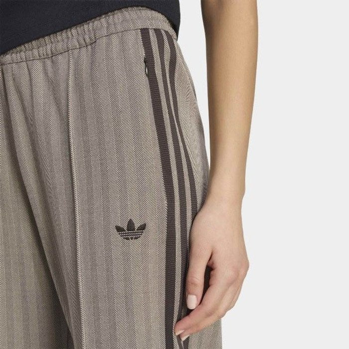 adidas originals TWEED CLASSIC FIRE ﾗｲﾄﾌﾞﾗｳﾝ
