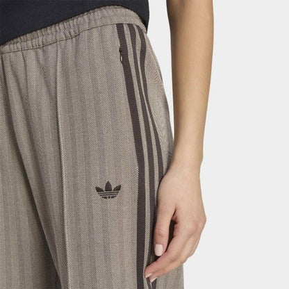 adidas originals TWEED CLASSIC FIRE ﾗｲﾄﾌﾞﾗｳﾝ