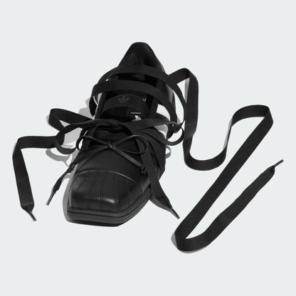 adidas originals ｢ADILUNA SEASON 2 x JENNIE｣SUPERSTAR SQ BALLET W ｺｱﾌﾞﾗｯｸ/ｺｱﾌﾞﾗｯｸ/ｵﾌﾎﾜｲﾄ