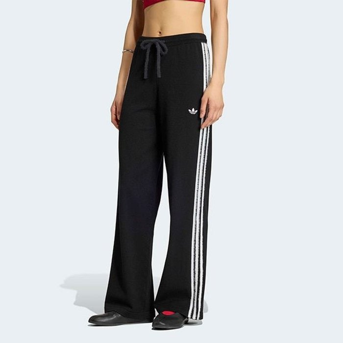adidas originals KNIT FIREBIRD TRAC ブラック／ホワイト