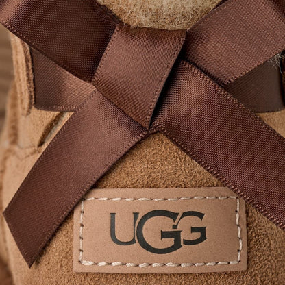 UGG W ULTRA MINI BAILEY BOW CHE