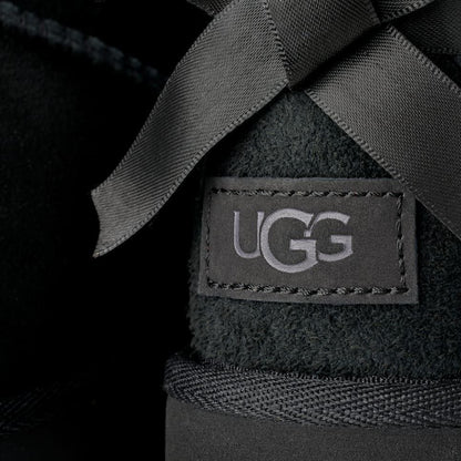 UGG W ULTRA MINI BAILEY BOW BLK