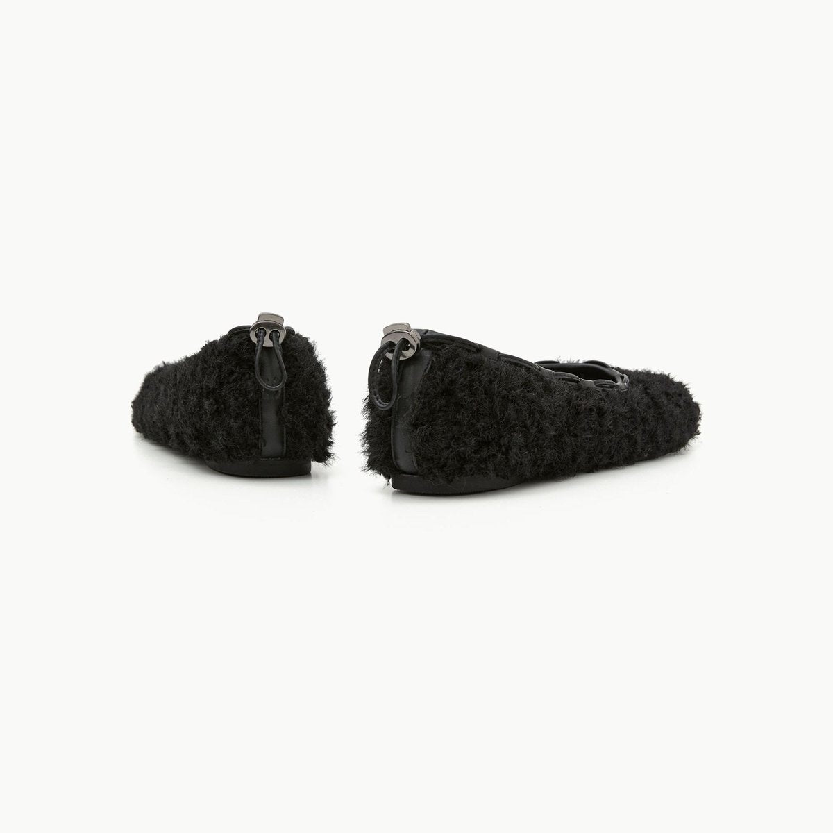 PAES Teddy String Flat Black