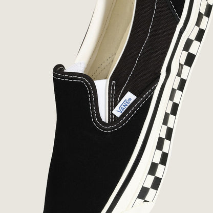 Vans Lx Classic Slip-On 98 CHECKERBOARD SIDEWALL COLLECTION CHECKERBOARD SIDEWALL BLACK/MARSHMALLOW