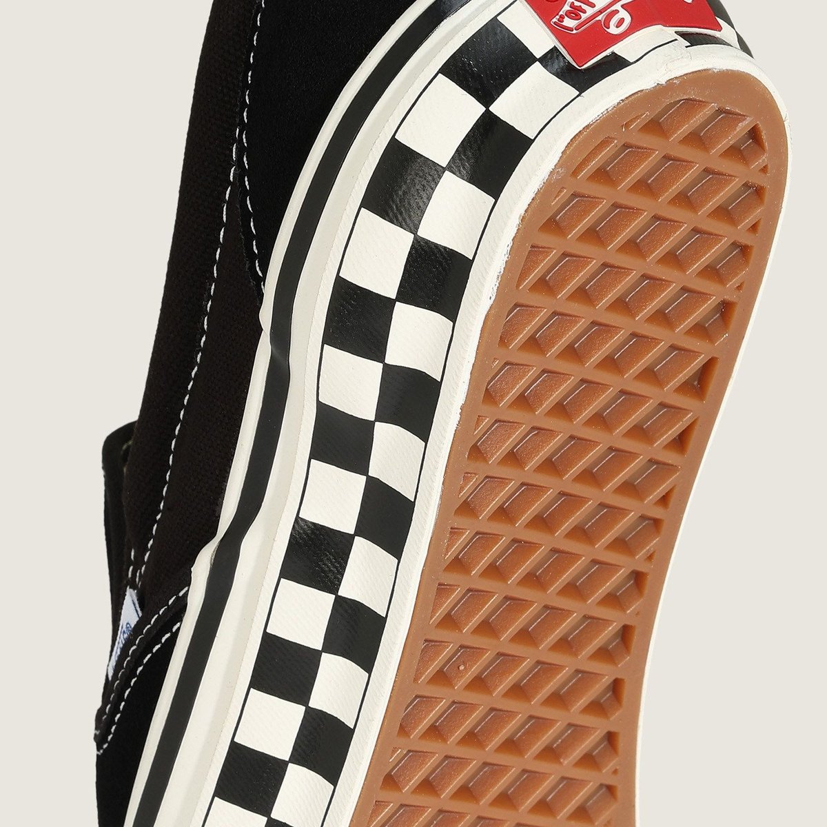 Vans Lx Classic Slip-On 98 CHECKERBOARD SIDEWALL COLLECTION CHECKERBOARD SIDEWALL BLACK/MARSHMALLOW