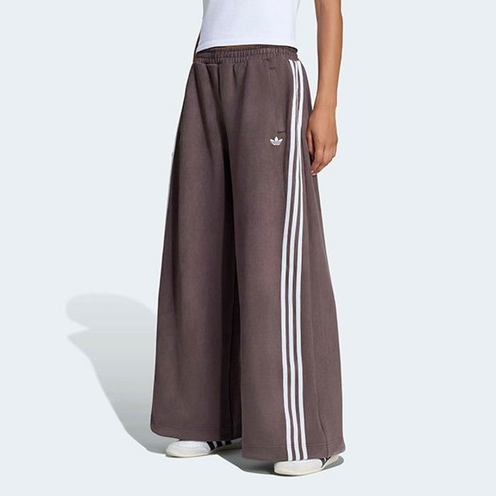 adidas originals ADILENIUM FAUX SUEDE TRACK PANT ｵｰﾛﾗｺｰﾋｰ