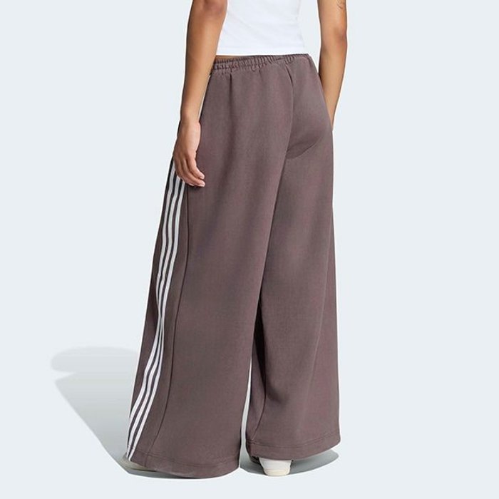 adidas originals ADILENIUM FAUX SUEDE TRACK PANT ｵｰﾛﾗｺｰﾋｰ