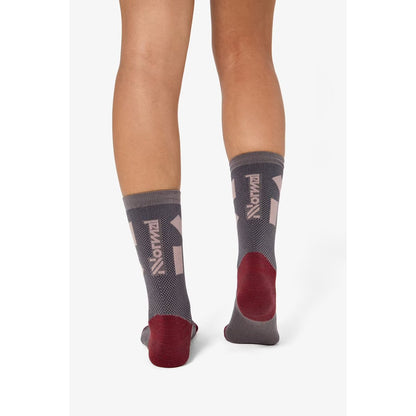 NNORMAL RUN SOCKS PU