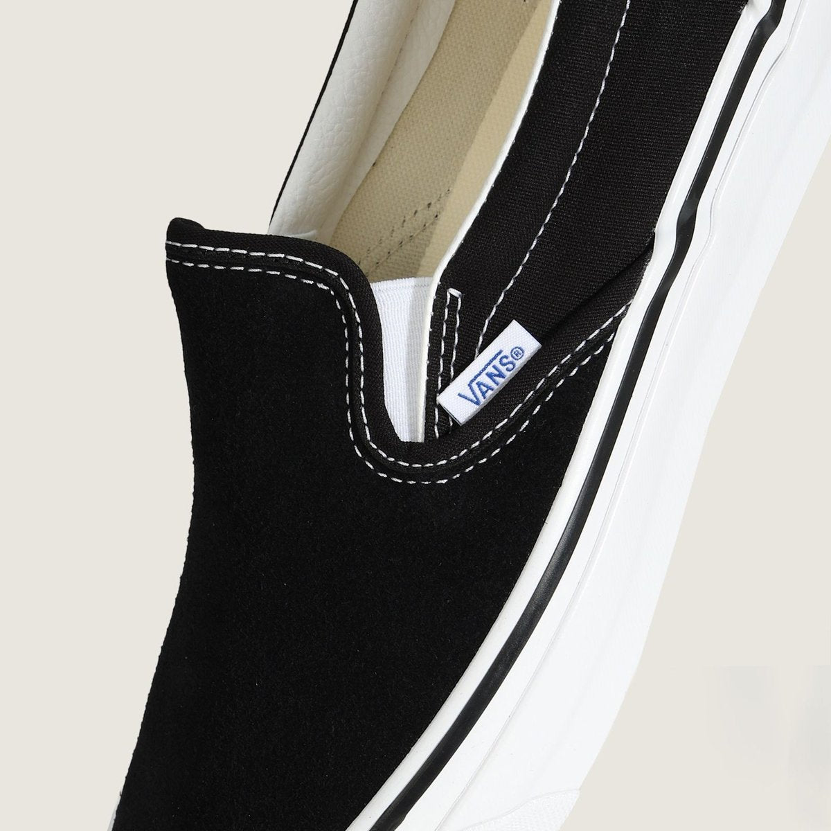 Vans LX CLASSIC SLIP-ON 98 BLACK/WHITE