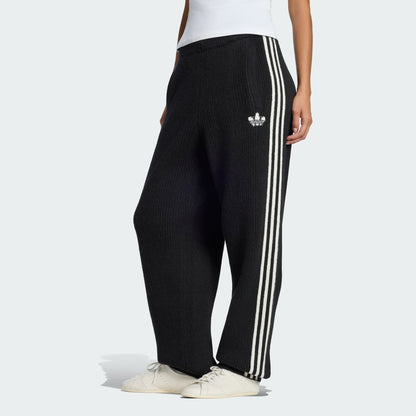 adidas originals ｢ADILUNA SEASON 2 x JENNIE｣KNIT PANTS ﾌﾞﾗｯｸ