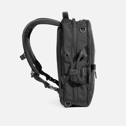 Aer DAY SLING 3 BLACK