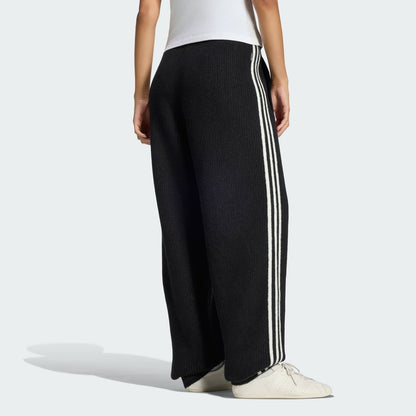 adidas originals ｢ADILUNA SEASON 2 x JENNIE｣KNIT PANTS ﾌﾞﾗｯｸ