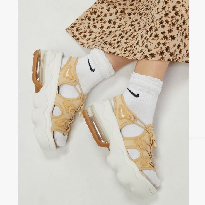 NIKE ﾅｲｷ WMNS AIR MAX KOKO SANDAL SESAME/SAIL-SANDDRIF
