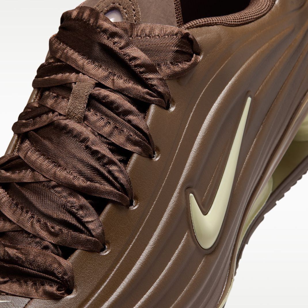 NIKE ナイキ Shox Z Cacao Wow/Light British Tan/Light Khaki