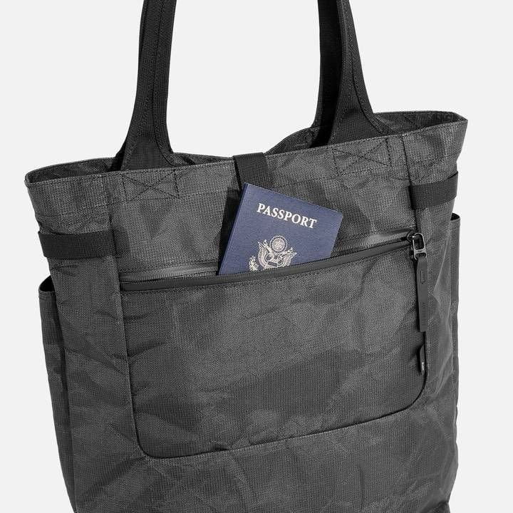 Aer SIMPLE TOTE BLACK