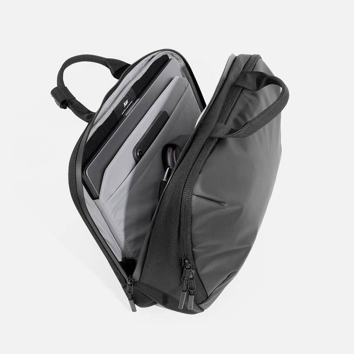 Aer TECH BRIEF BLACK
