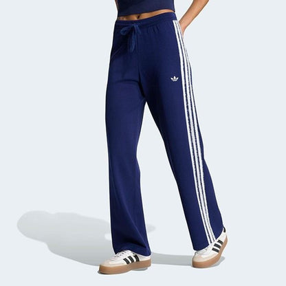 adidas originals KNIT FIREBIRD TRAC ダークブルー／ホワイト